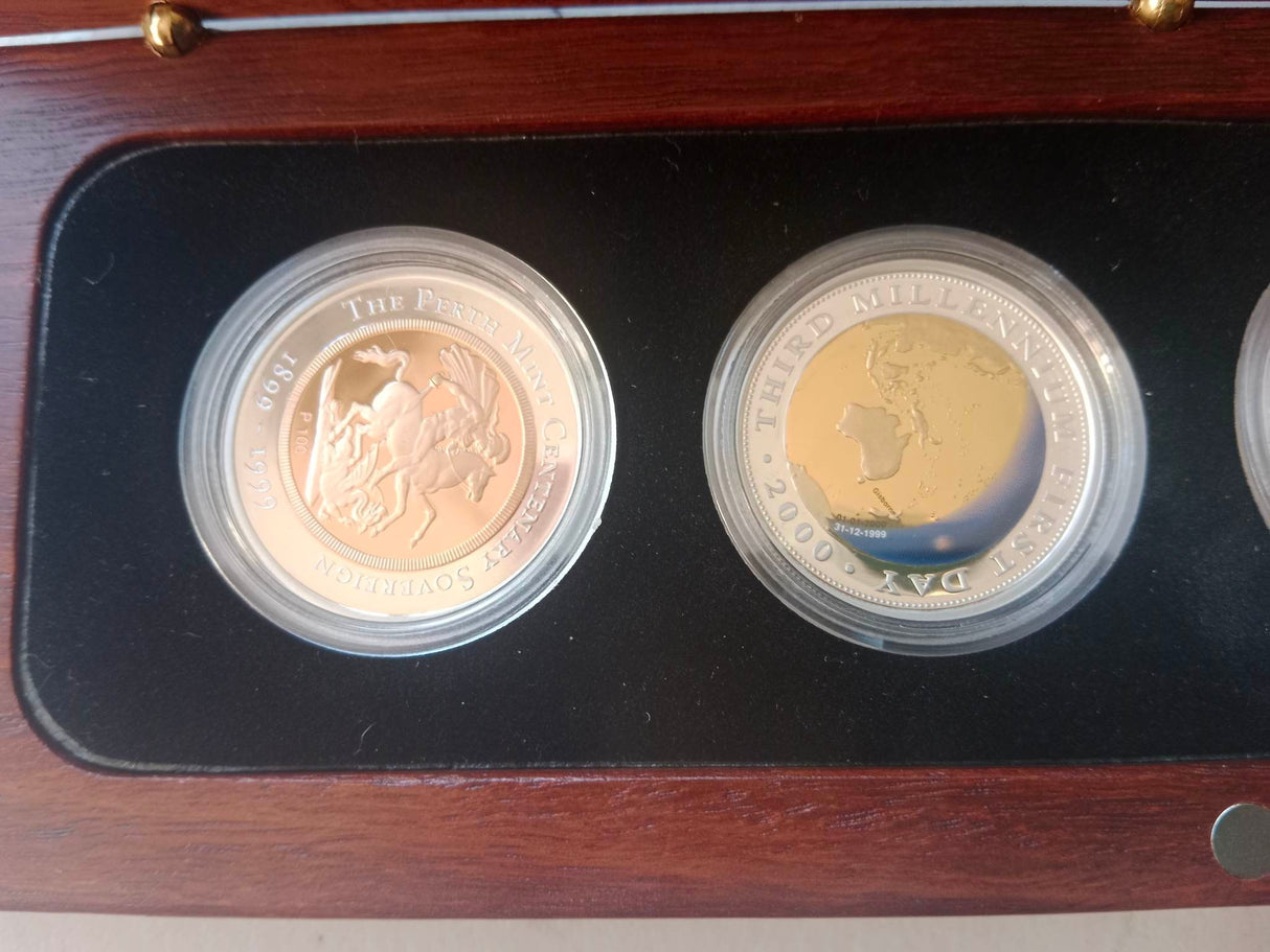 2001 Bi-Metal Perth Mint Typeset.