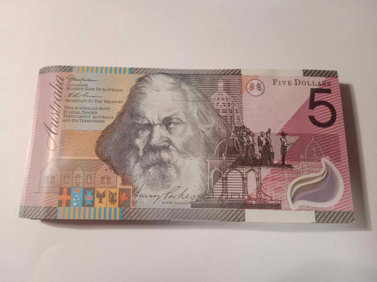 2001 $5 AA Sealed Bundle of 100 First Prefix Banknotes. R219F.