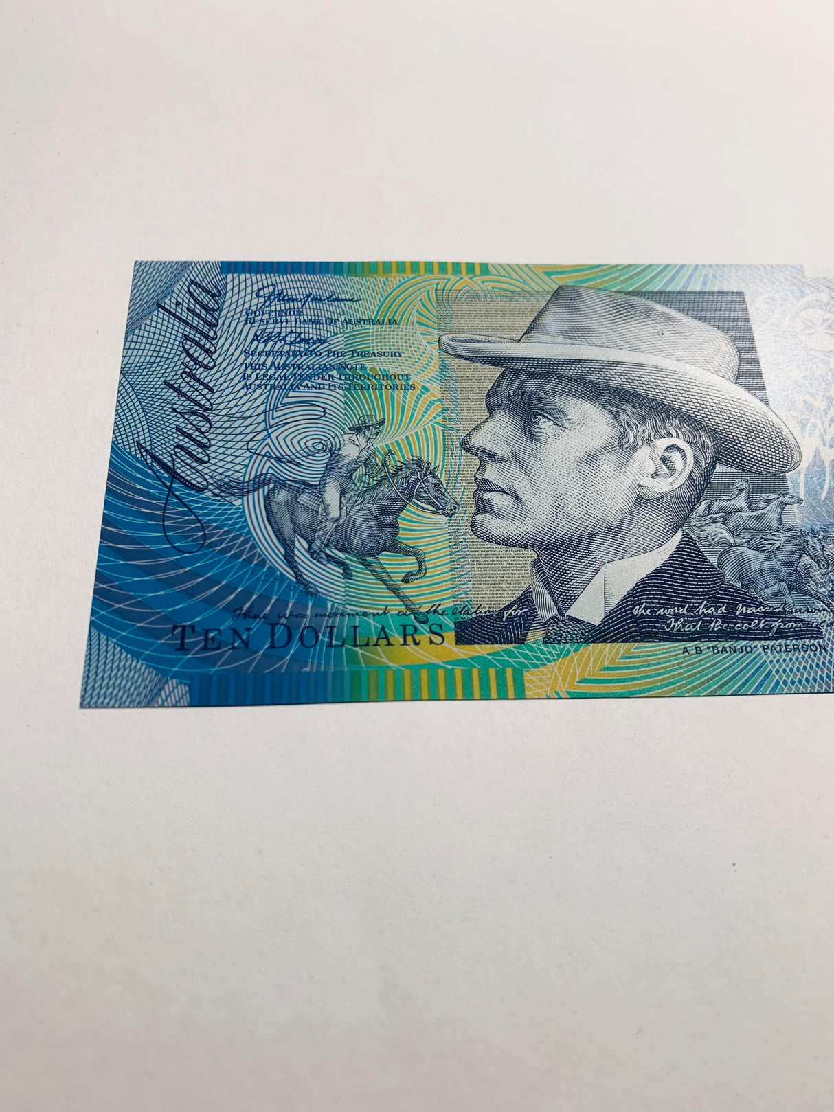 2002 $10 Banknote. Last Prefix. Uncirculated. R320aL