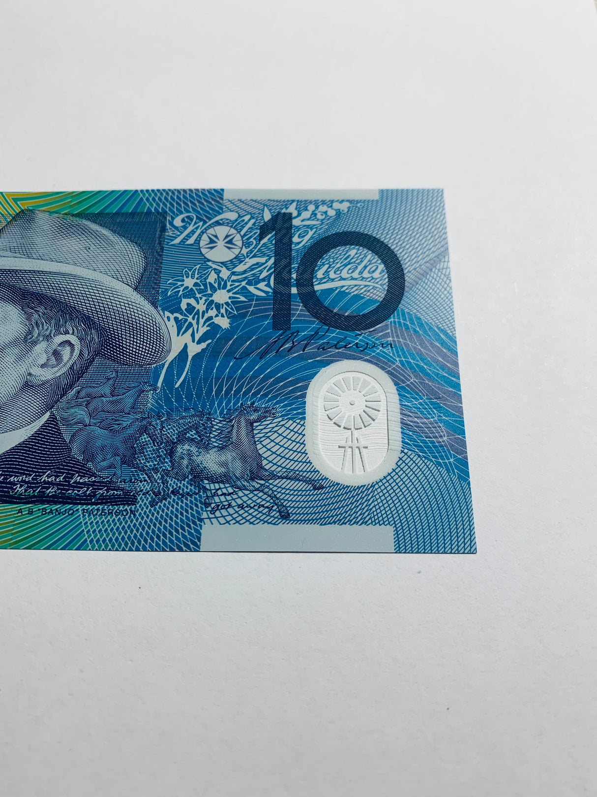 2002 $10 Banknote. Last Prefix. Uncirculated. R320aL