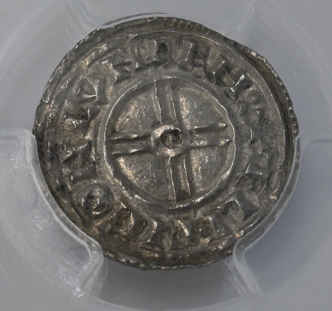 1029-1036 Great Britain. Cnut Penny. London Mint. S.1159. MS62