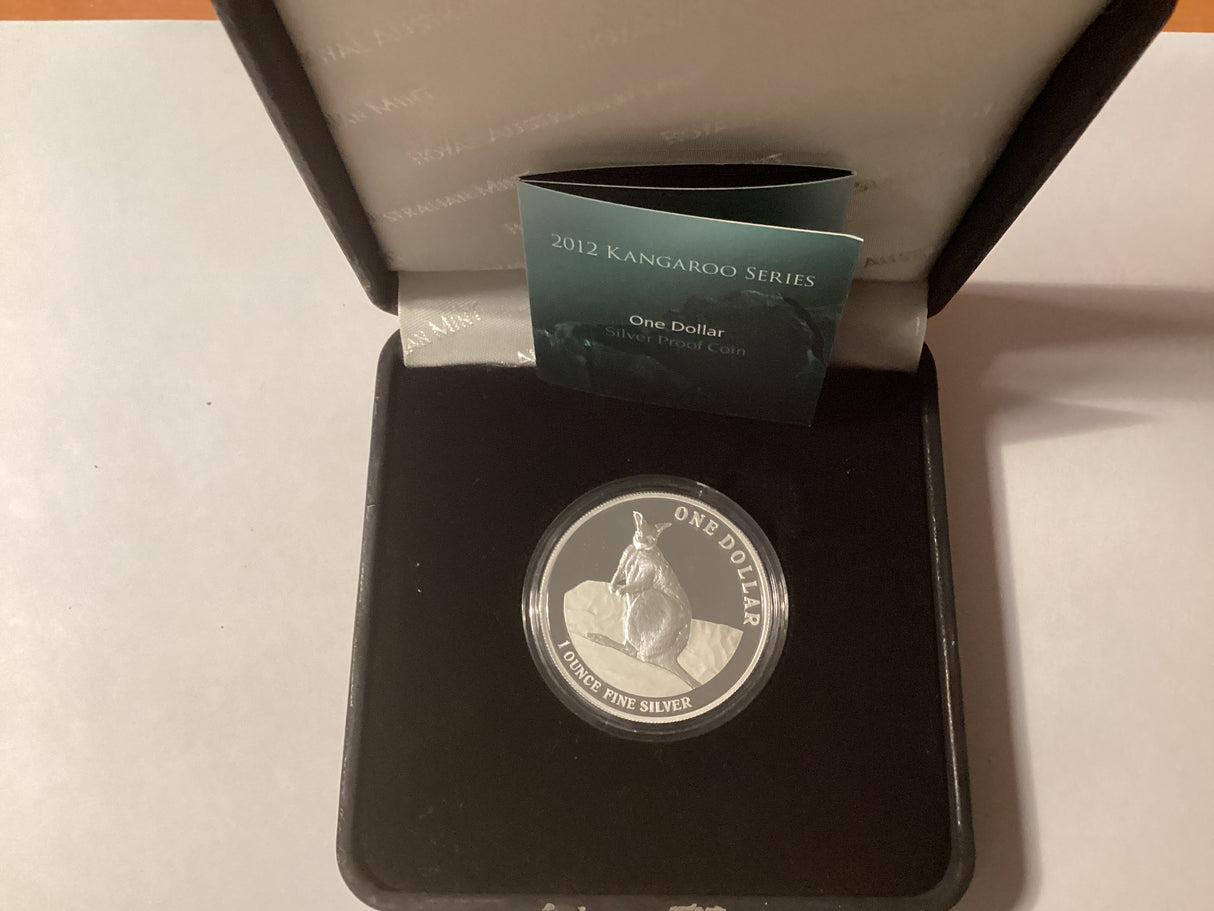2012 $1 Kangaroo Series. Mareeba Rock-Wallaby Silver Proof Coin.