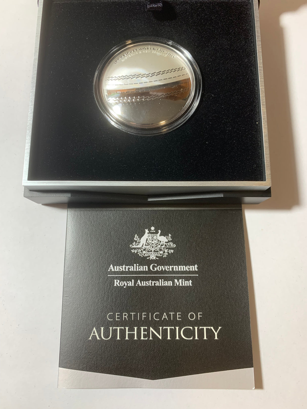 2015 $5 1oz Silver Proof Coin. Cricket World Cup. Australian and New Zealand.