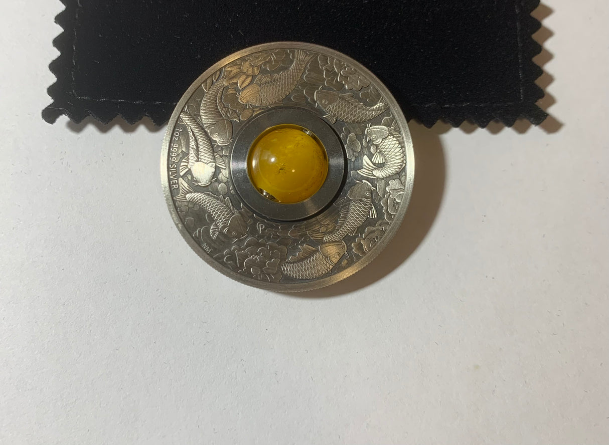 2018 $1 1oz Silver Rotating Antiquated Coin. Good Luck.