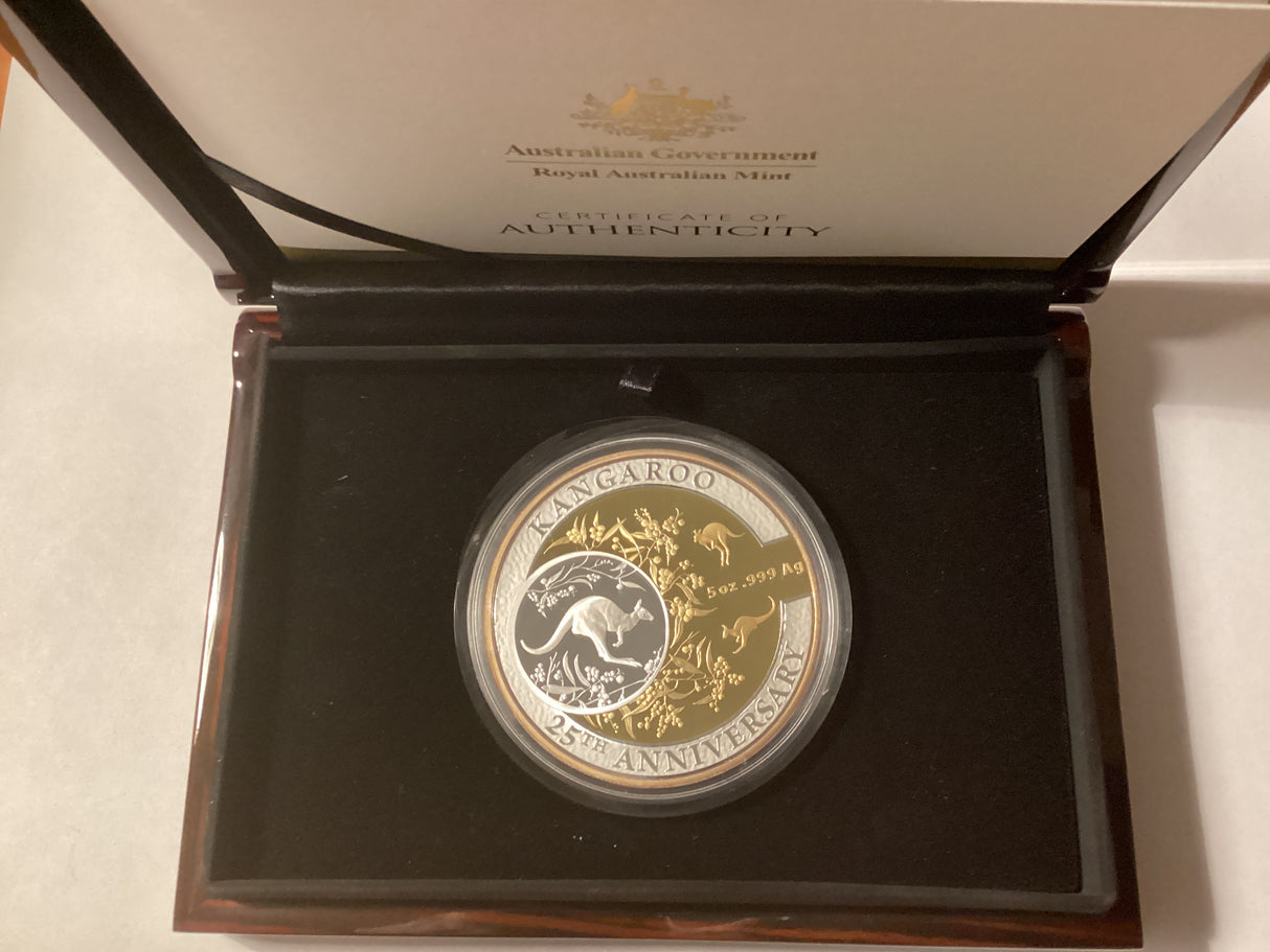 2018 $10 Fine Silver Selectively Gold Plated Proof Coin. Kangaroo Series. 25th Anniversary.