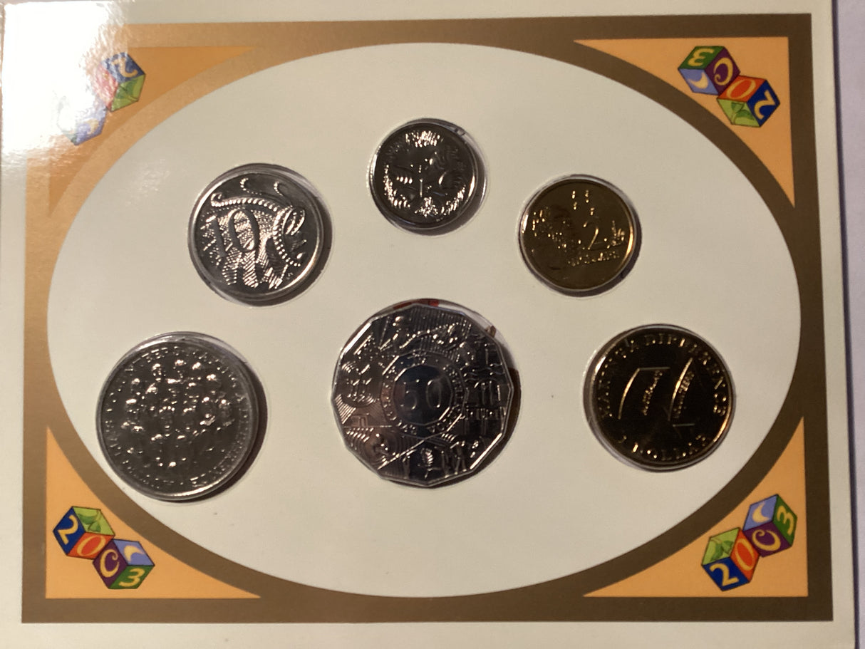 2003 Australian Uncirculated Baby Coin Set with Medallion.