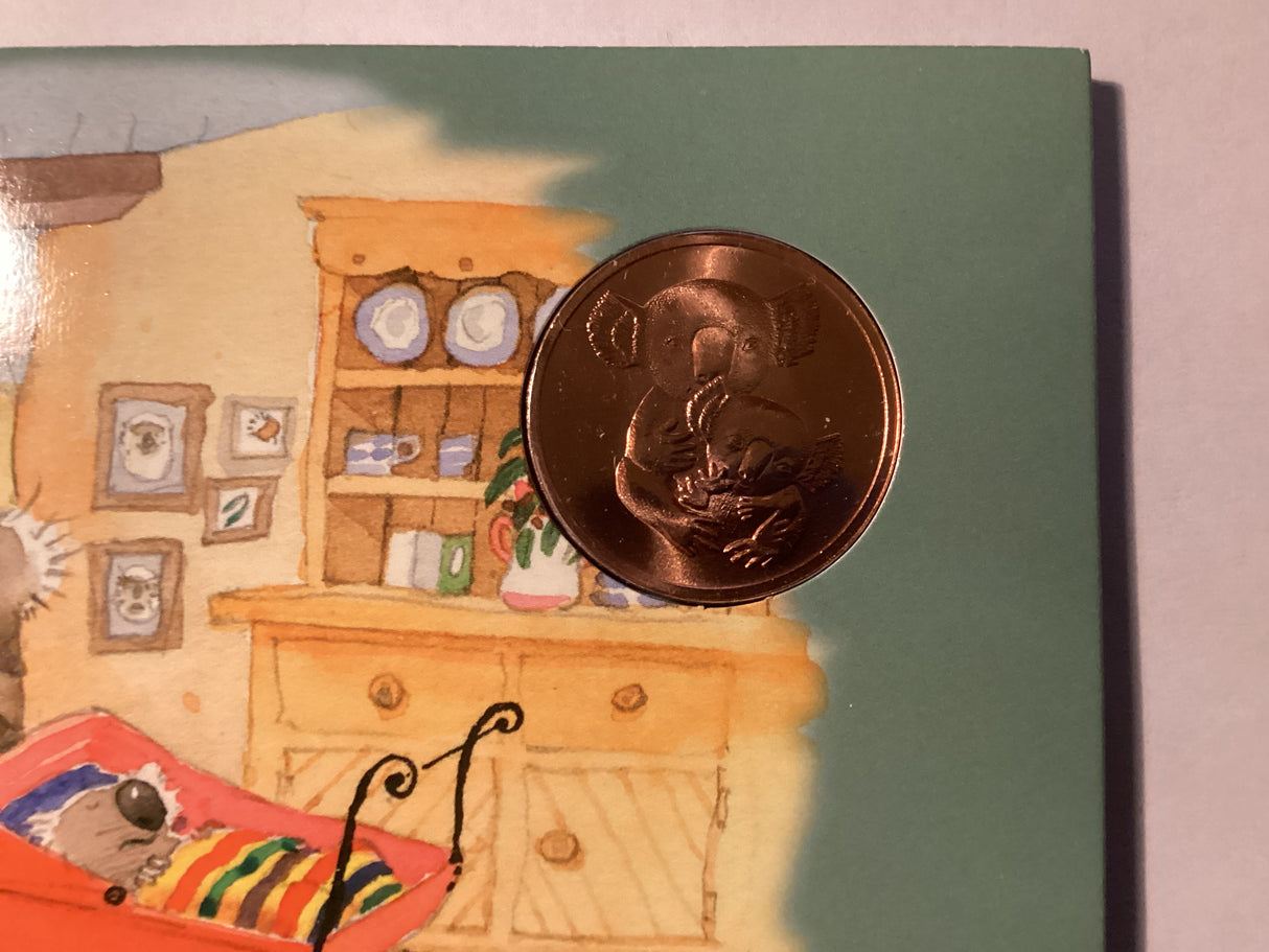 2004 Australian Uncirculated Baby Coin Set with Medallion.