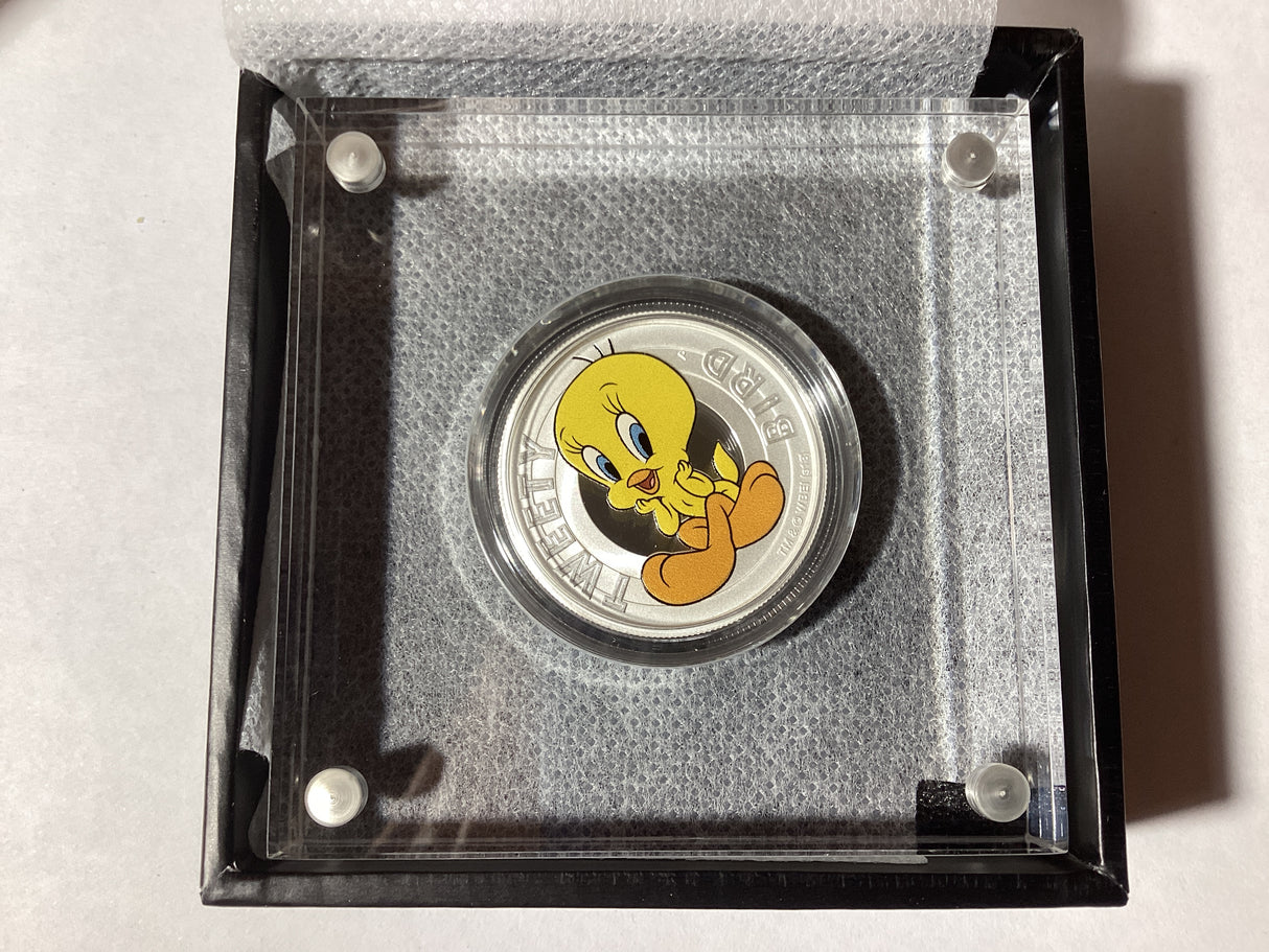 2018 50c 1/2 Ounce Silver Proof Coloured Coin. Looney Tunes. Tweety Bird.