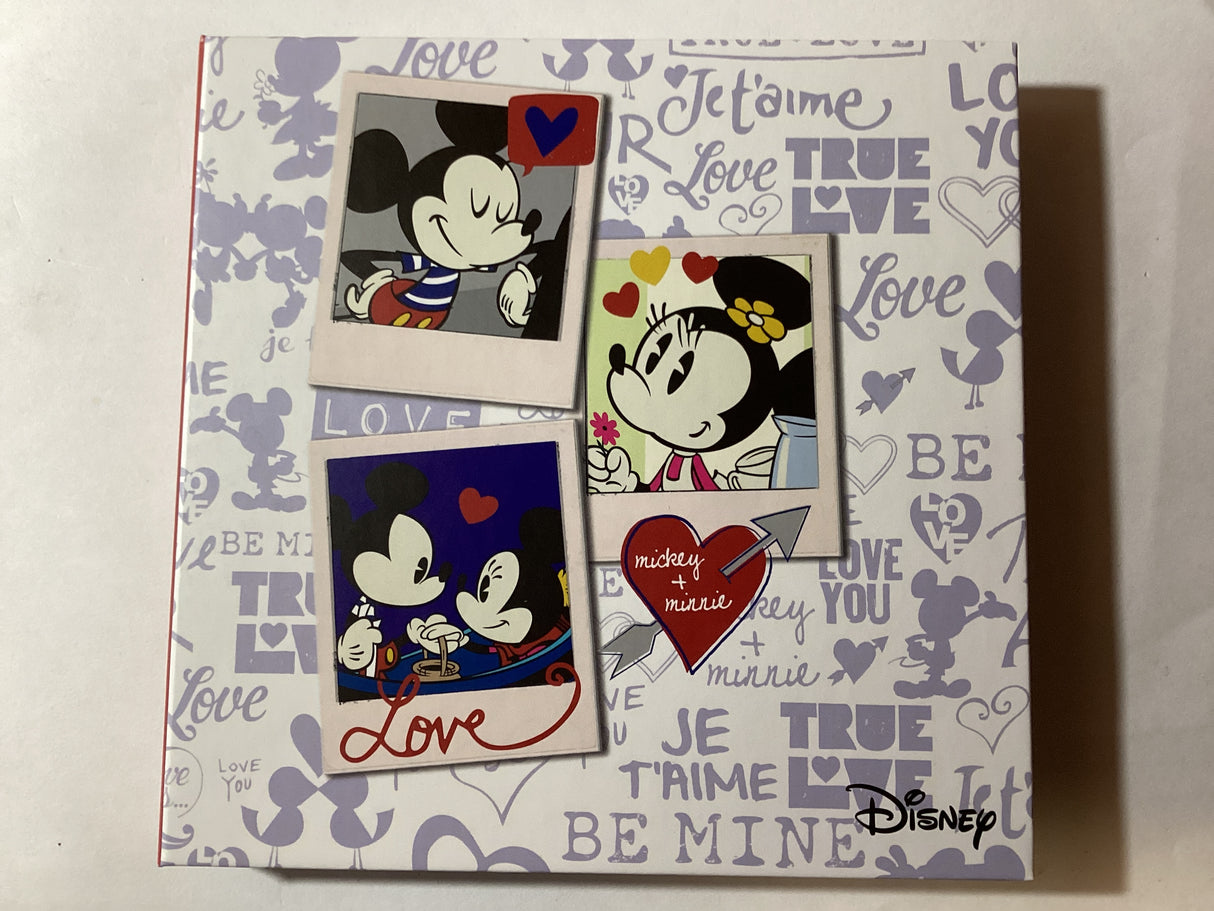 2019 1oz Silver Heart-Shaped Coin. Disney. Mickey and Minnie. NZ Mint.