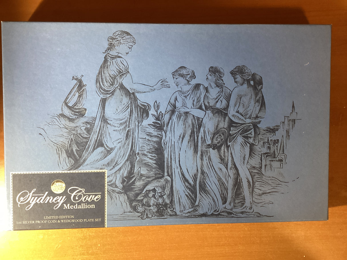 2010 $1 1oz Silver Proof Medallion and Wedgewood Plate Set. Sydney Cove.