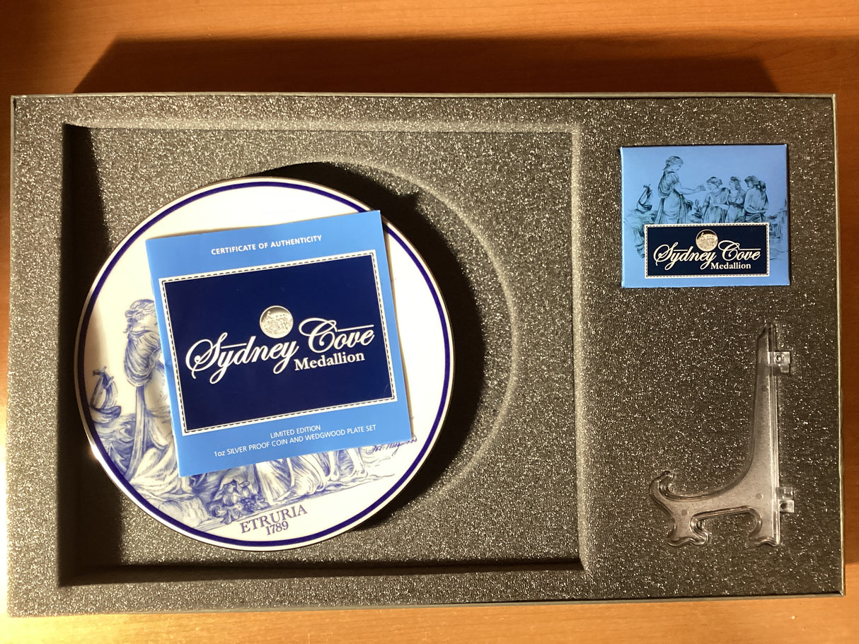 2010 $1 1oz Silver Proof Medallion and Wedgewood Plate Set. Sydney Cove.