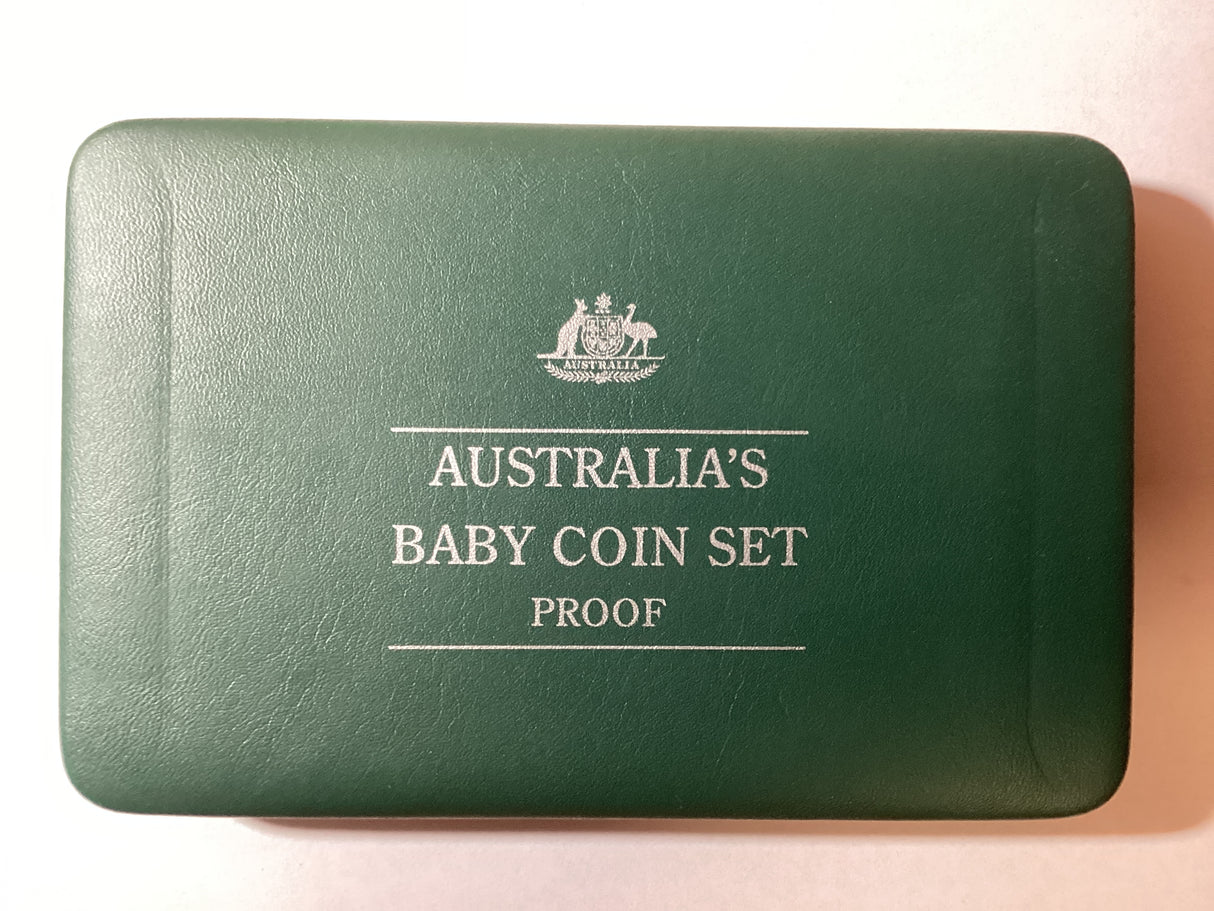 1995 Australian Baby Proof Set. Including Gumnut Medallion.