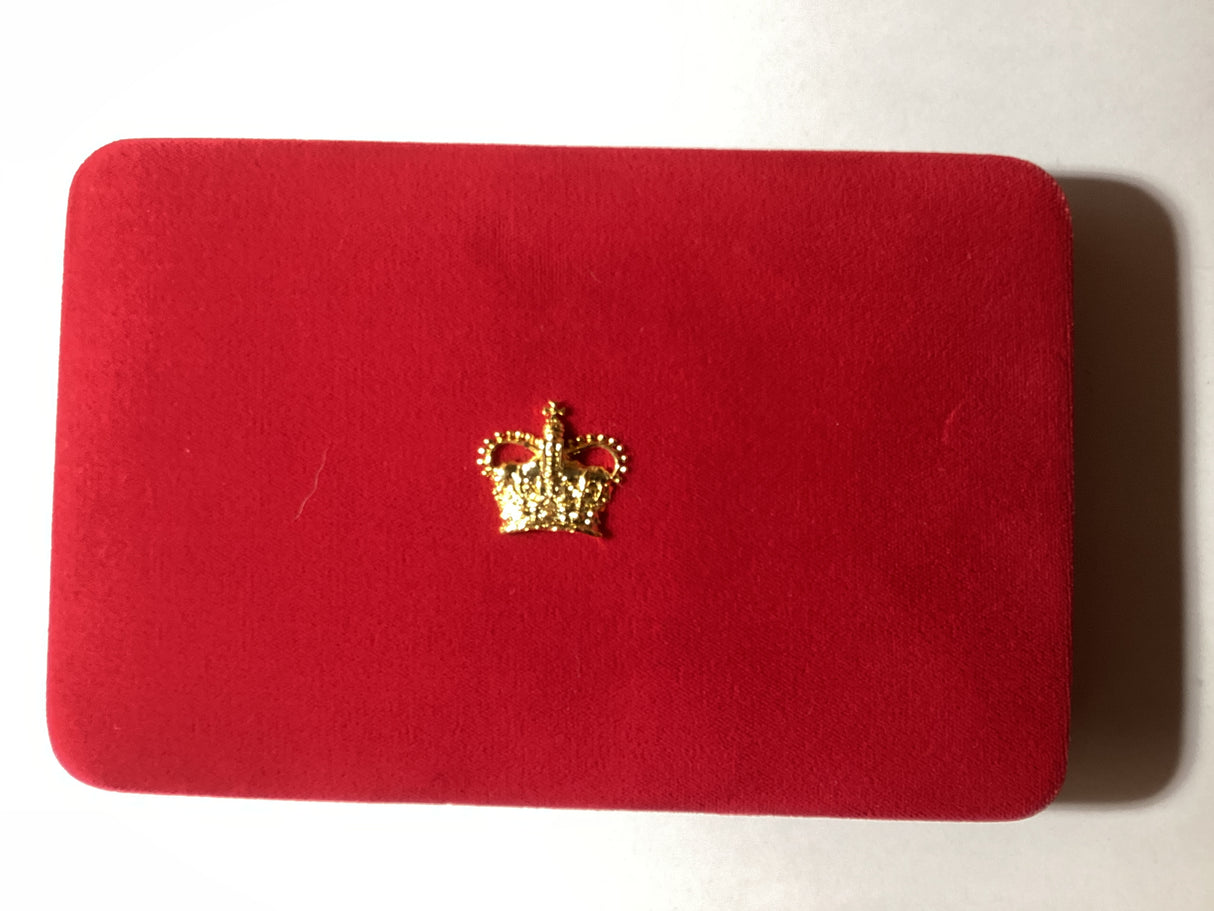 2003 Ascension of Queen Elizabeth 50th Anniversary. 1oz pure gold and silver set.