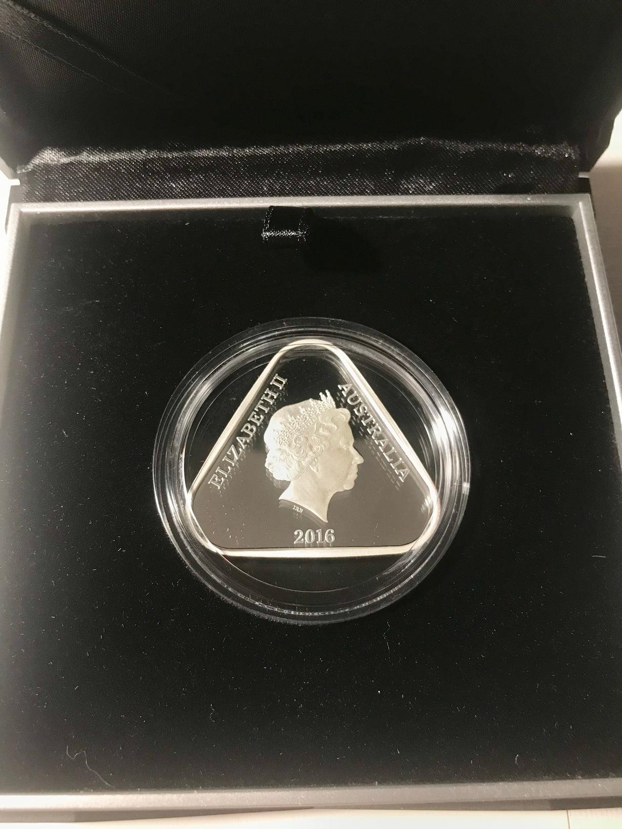 2016 $5 Remember The Fallen Triangular Silver Proof Coin
