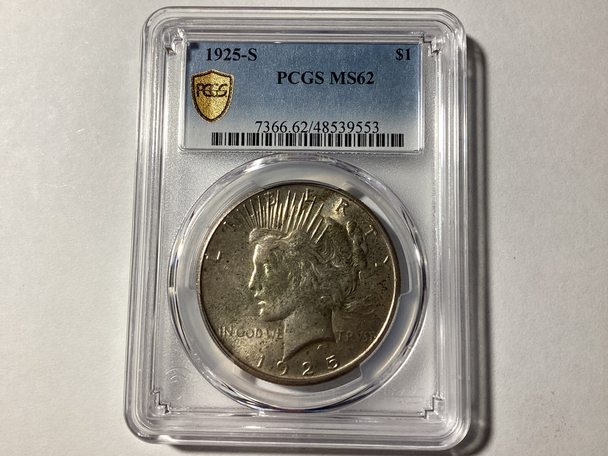 1925-S $1 USA Peace Dollar. MS62