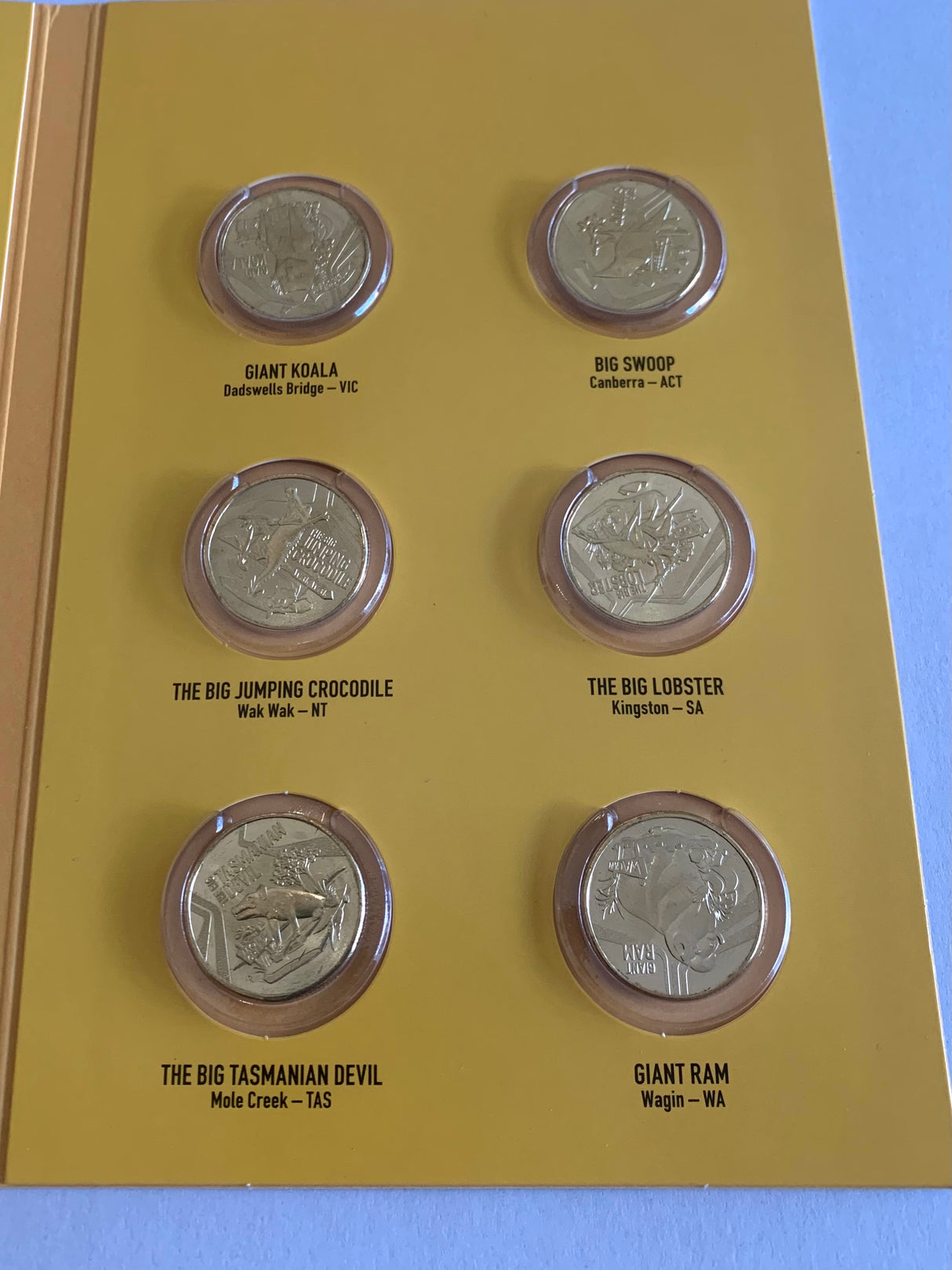 2023 $1 Aussie Big Things. 10 Coin Set. Folder with Coins.
