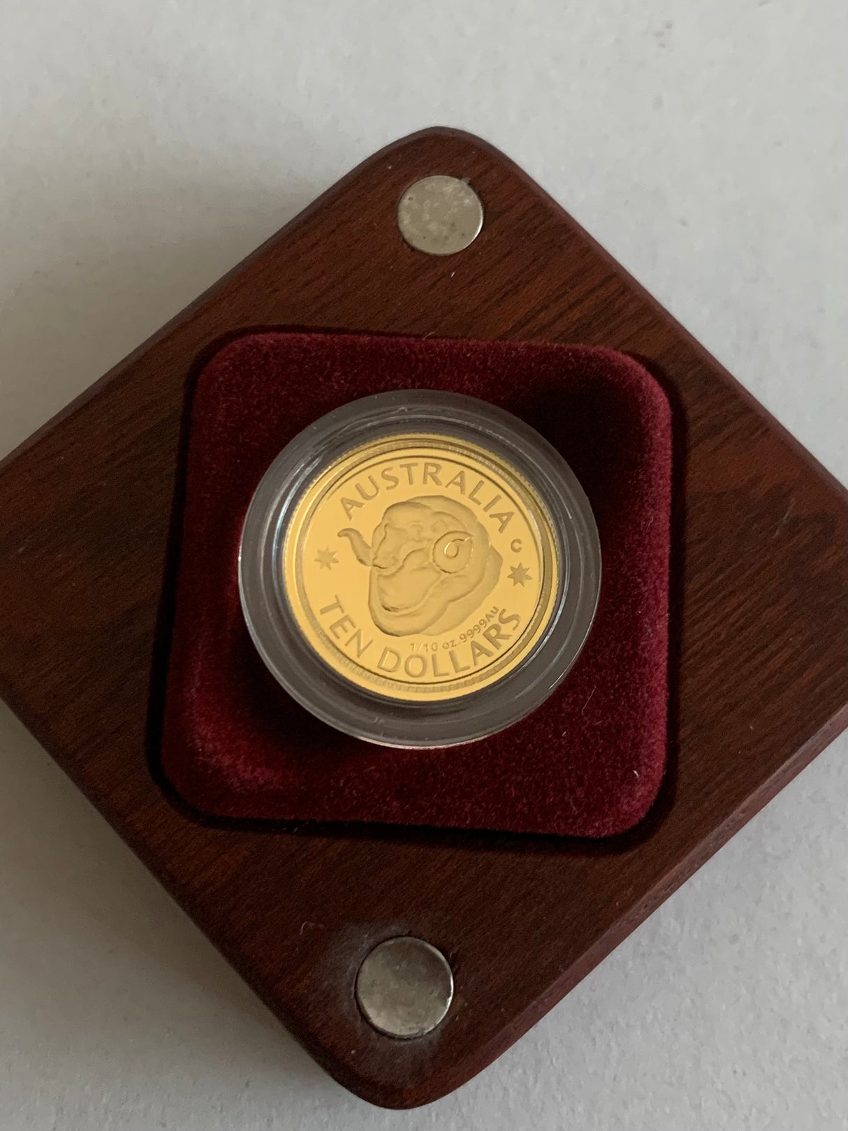 2011 $10 Ram's Head Dollar Proof Gold Coin.