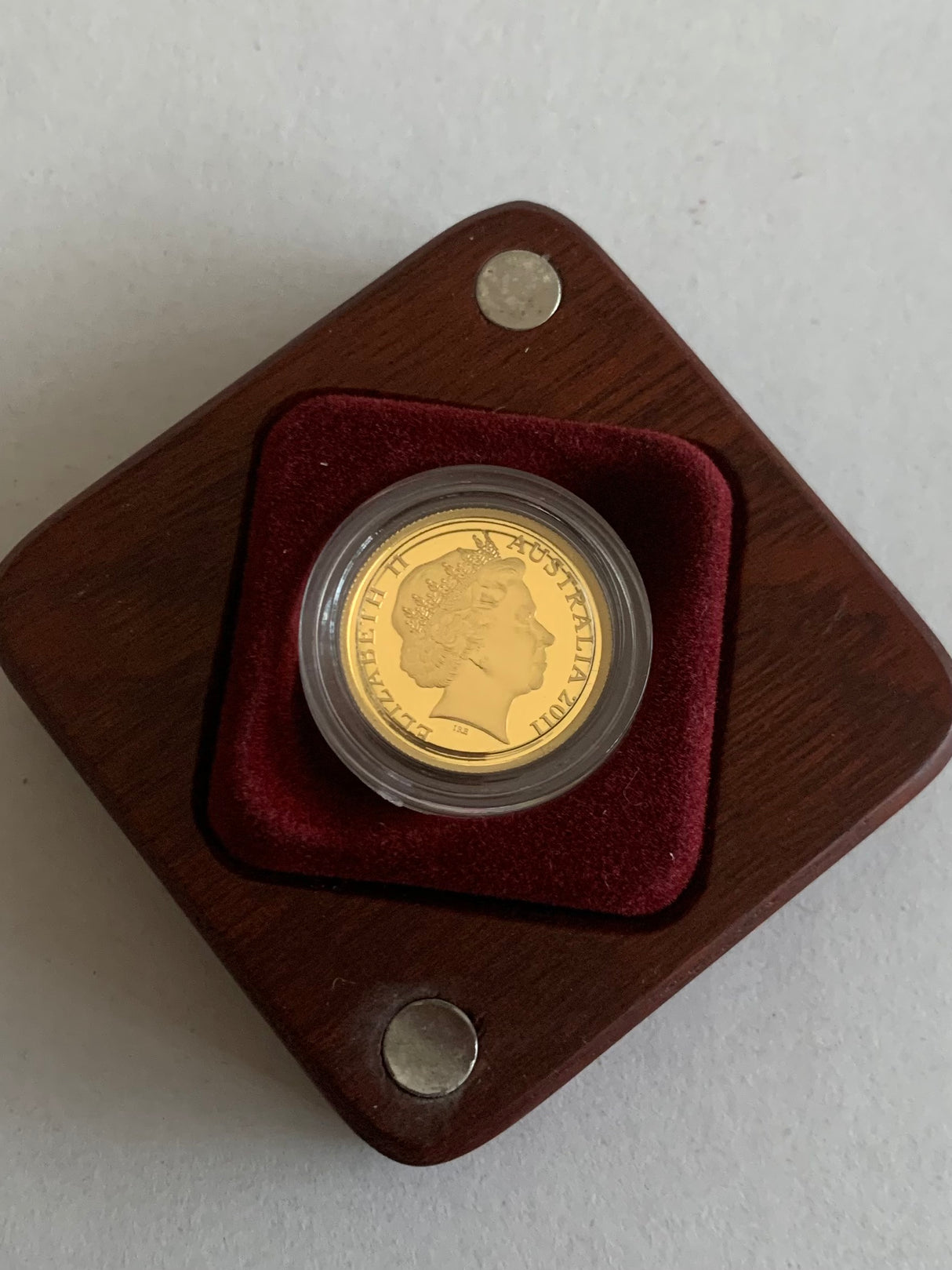 2011 $10 Ram's Head Dollar Proof Gold Coin.