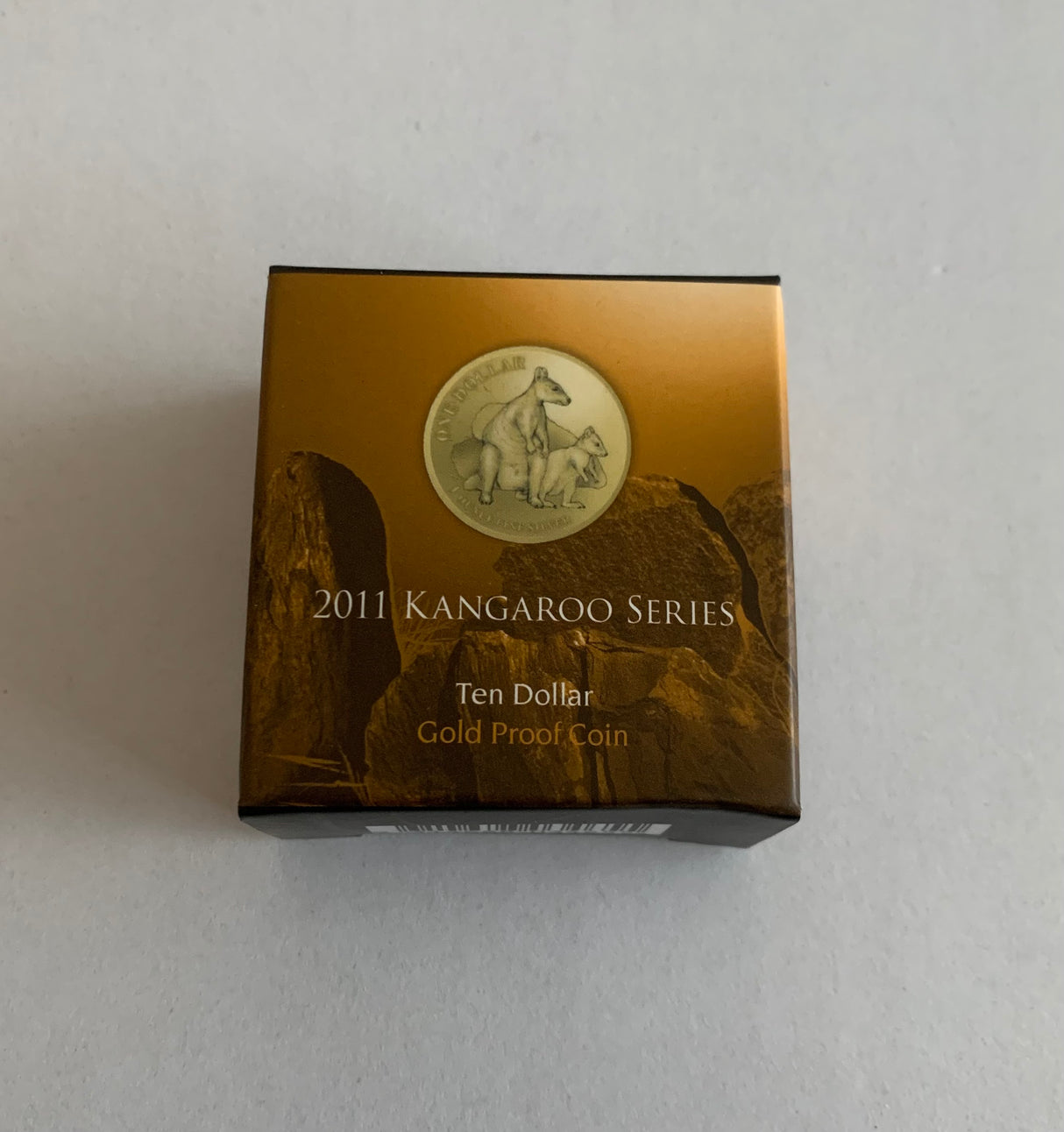 2011 KANGAROO SERIES - $10 GOLD PROOF COIN