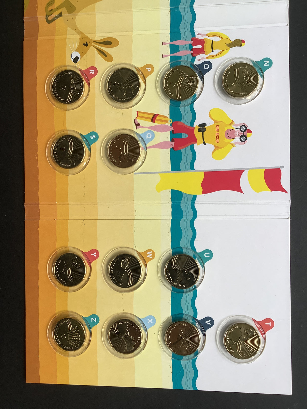 2019 The Great Aussie Coin Hunt A-Z uncirculated coins in folder.