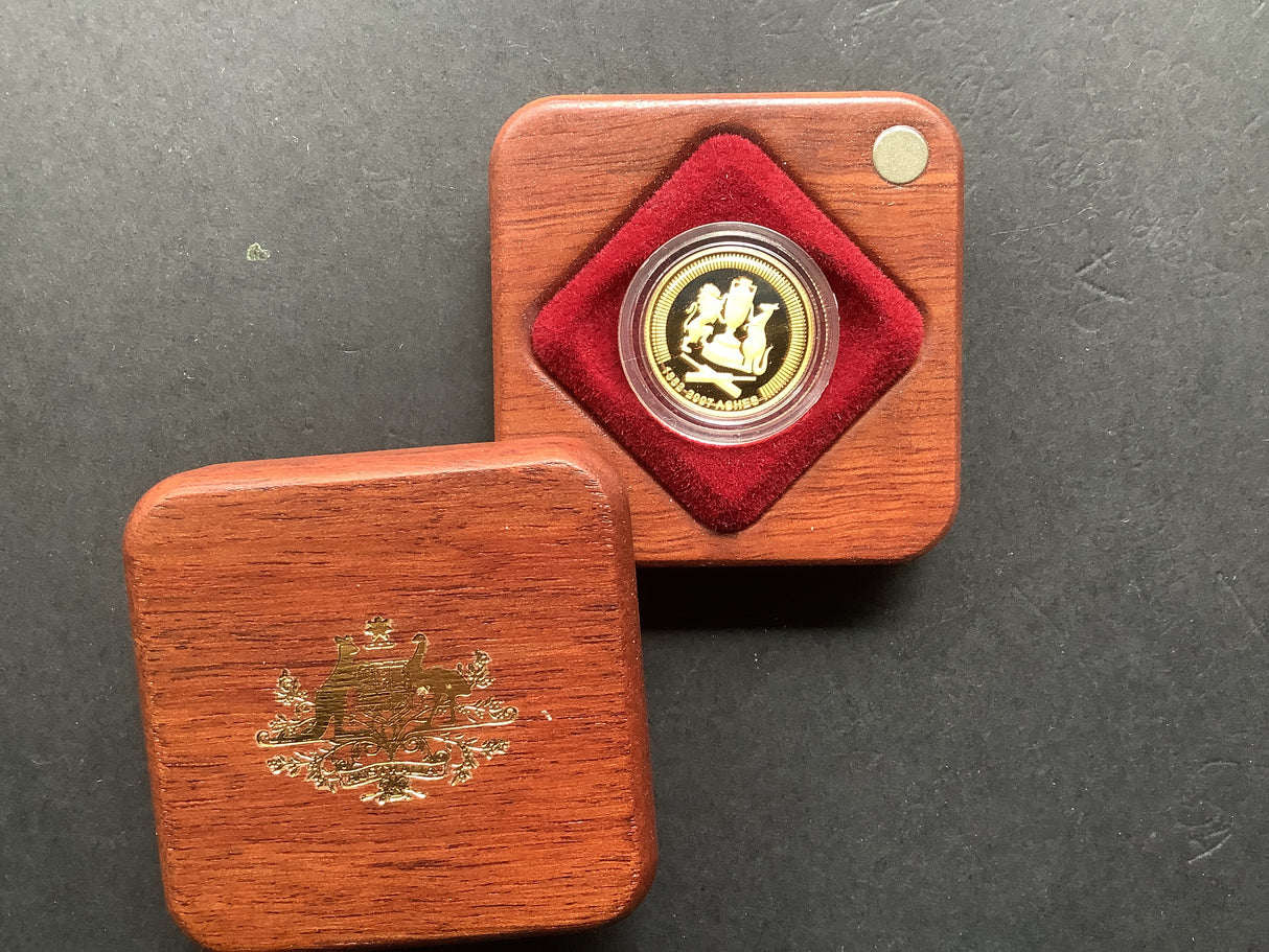 2007 The Ashes $10 Gold Proof Coin.