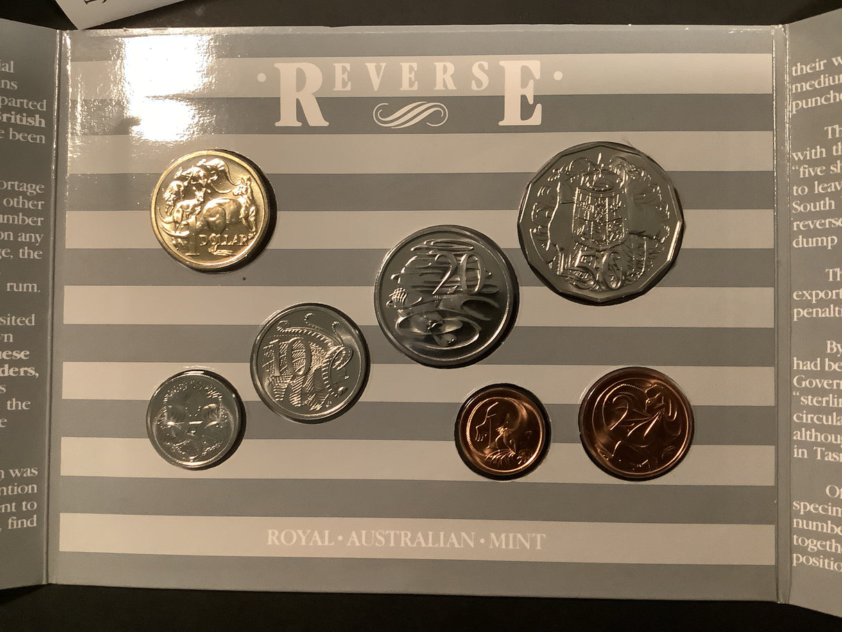 1987 Uncirculated Royal Australia Mint Set.
