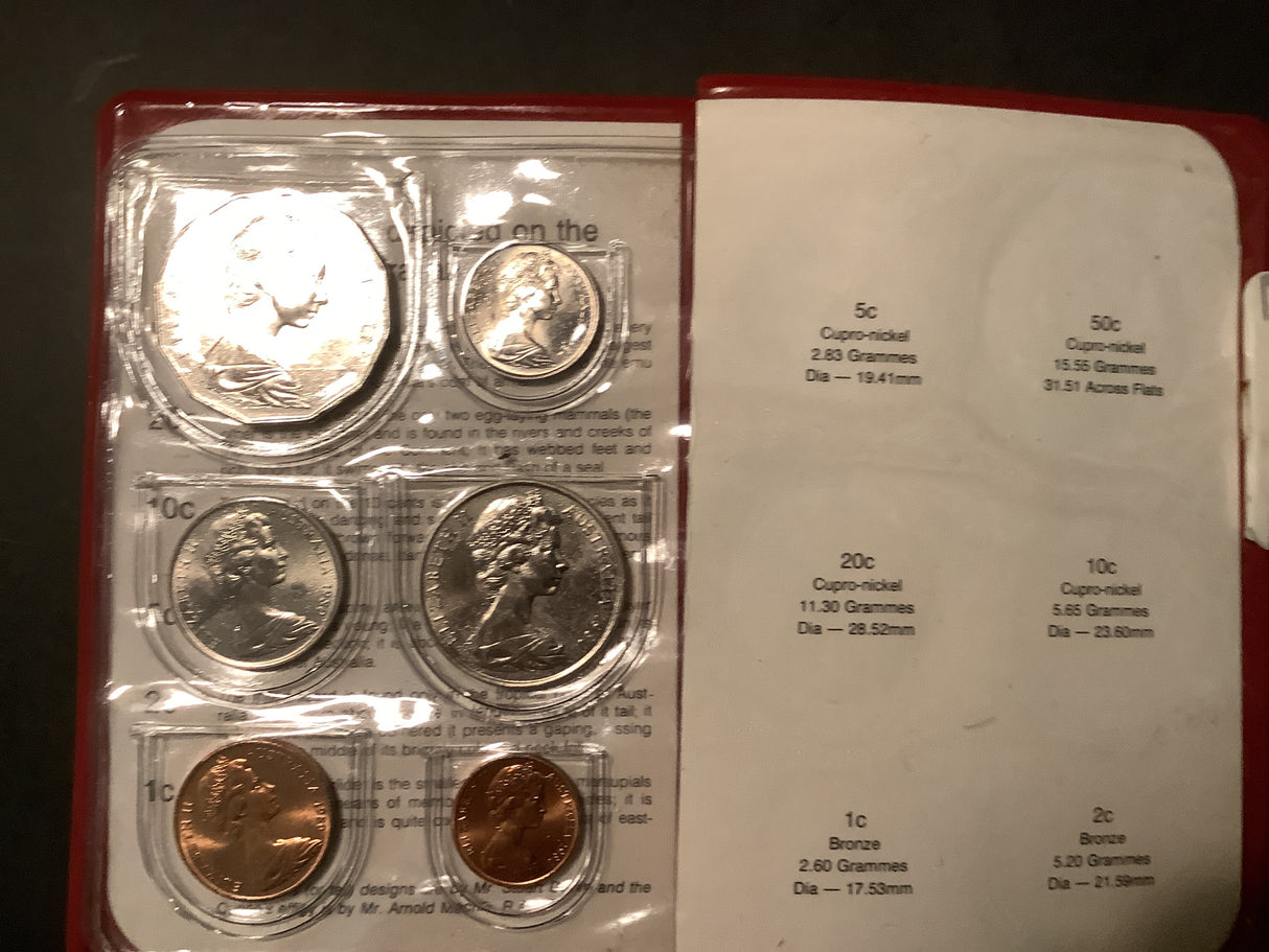 1980 Uncirculated Mint set in Red Folder.