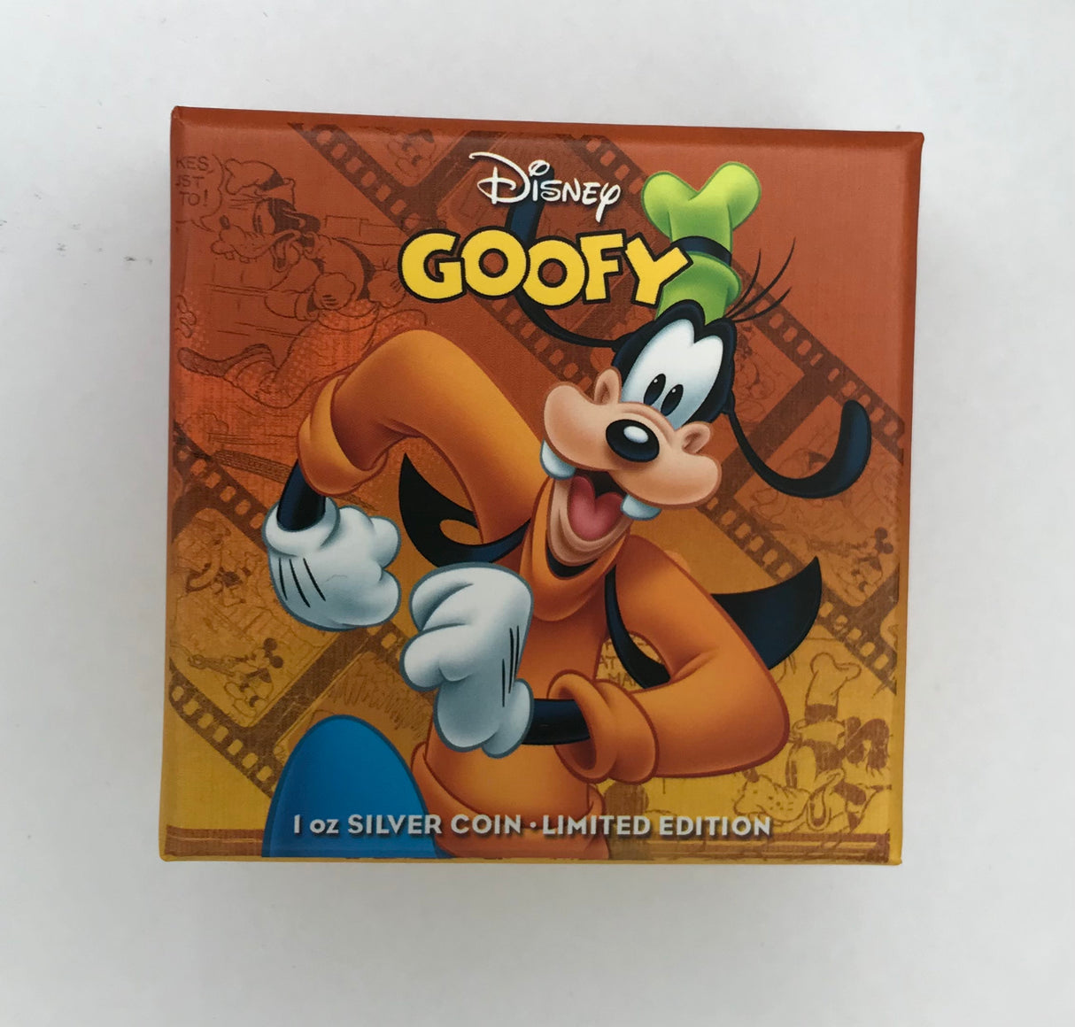 2014 $2 1oz Silver Coin. Goofy