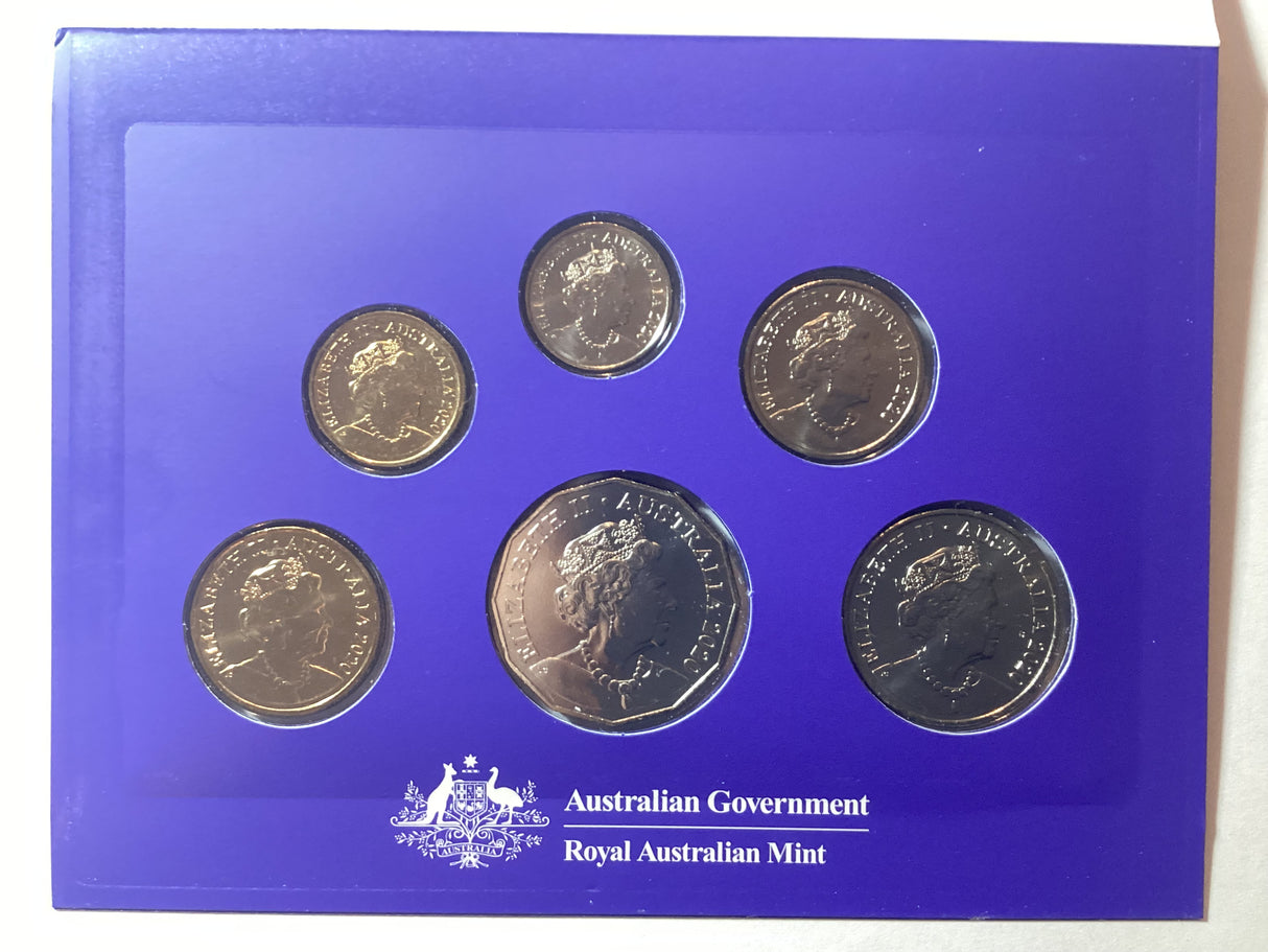 2020 Uncirculated Set. 6th Portrait A New Effigy Era. Berlin World Money Fair Special Release.