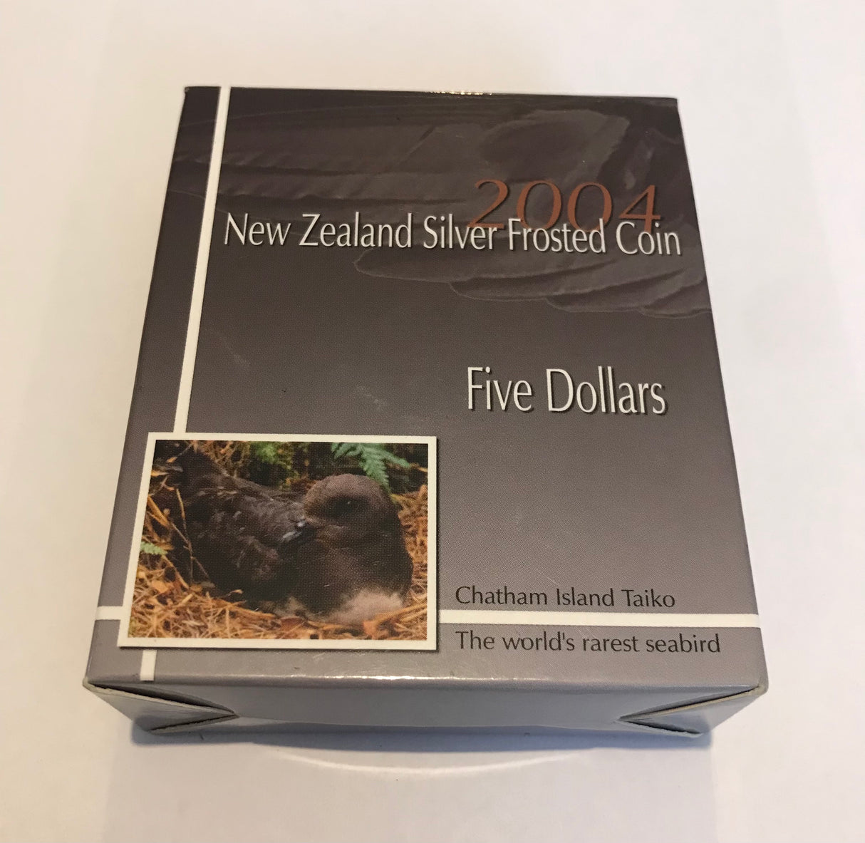 2004 $5 New Zealand Silver Frosted Coin