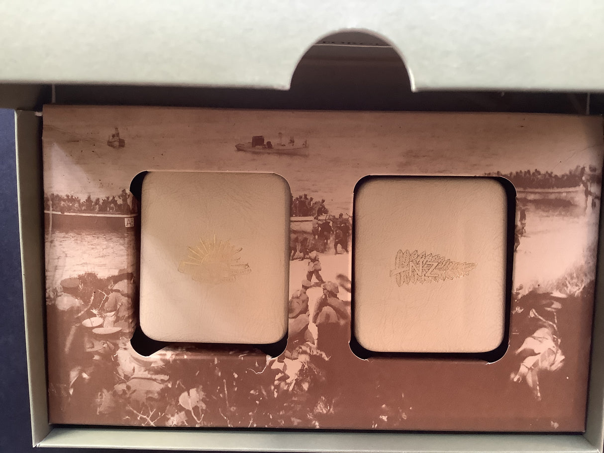 1990 Anzac 75th Anniversary Commemorative Coin Set. 25th April 1990. Lest We For