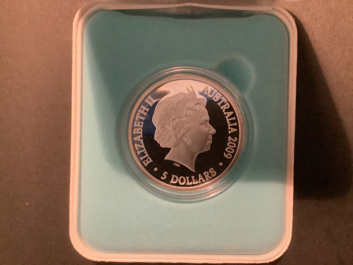 2009 Polar Series $5 Silver Proof Holographic Coin. Aurora Australis.