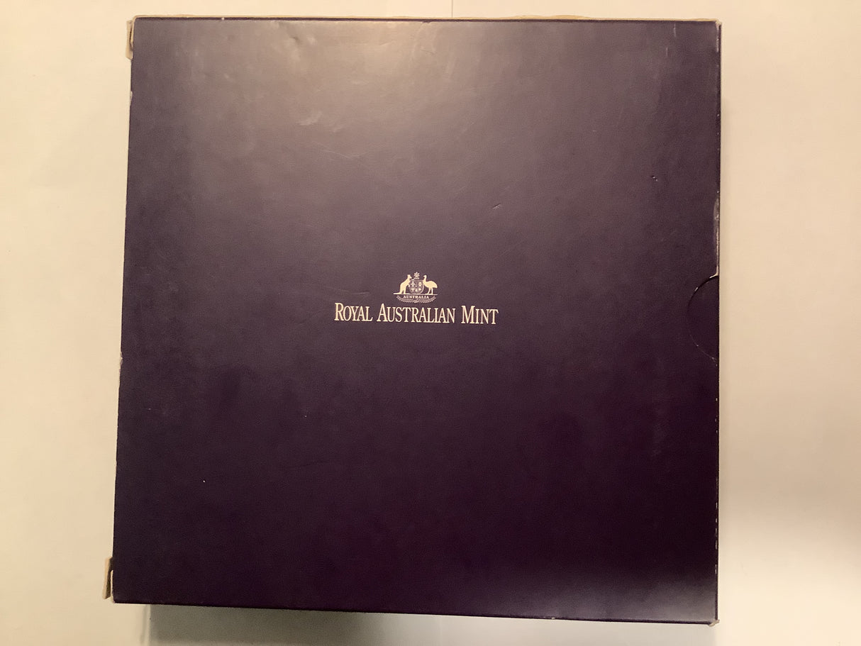 2000 Masterpieces in Silver Coins of the 20th Century Monarchs