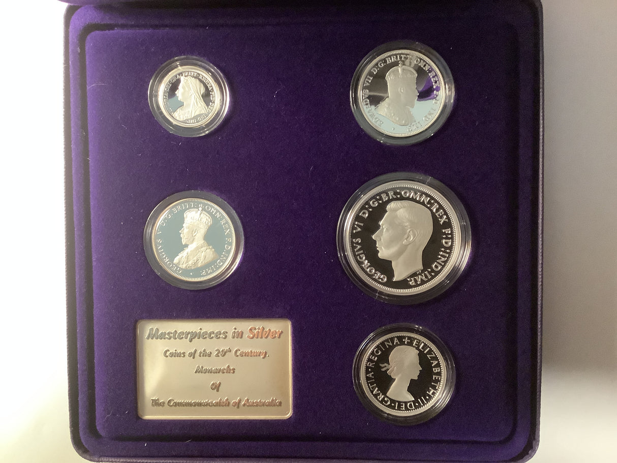 2000 Masterpieces in Silver Coins of the 20th Century Monarchs