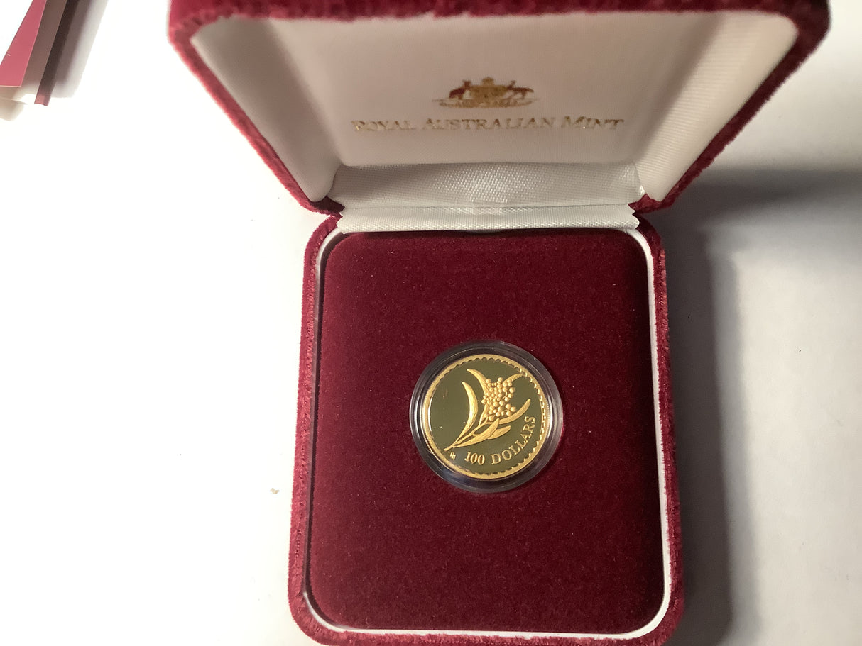2001 $100 Floral Emblems of Australia Proof Gold Coin.