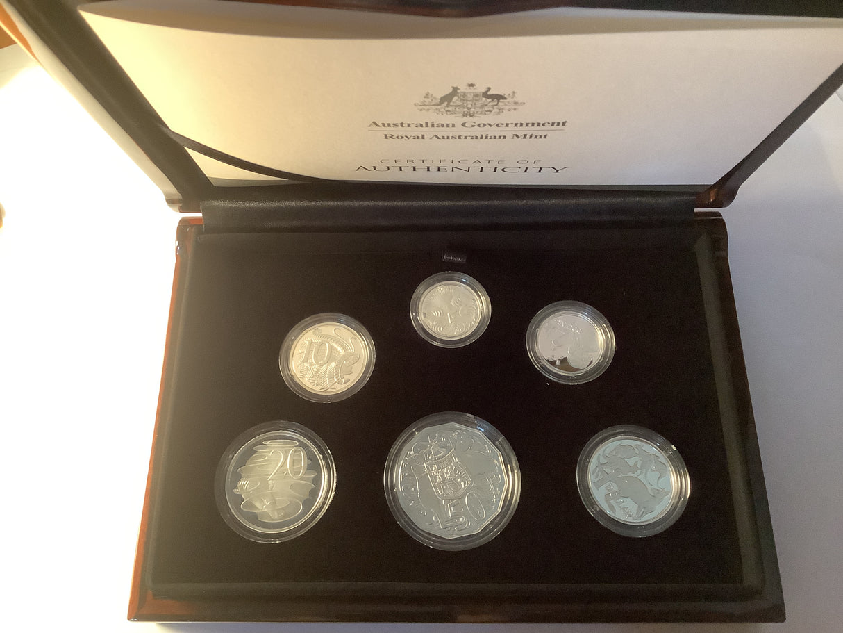 2019 Fine Silver Proof Year Set. IRB Effigy.
