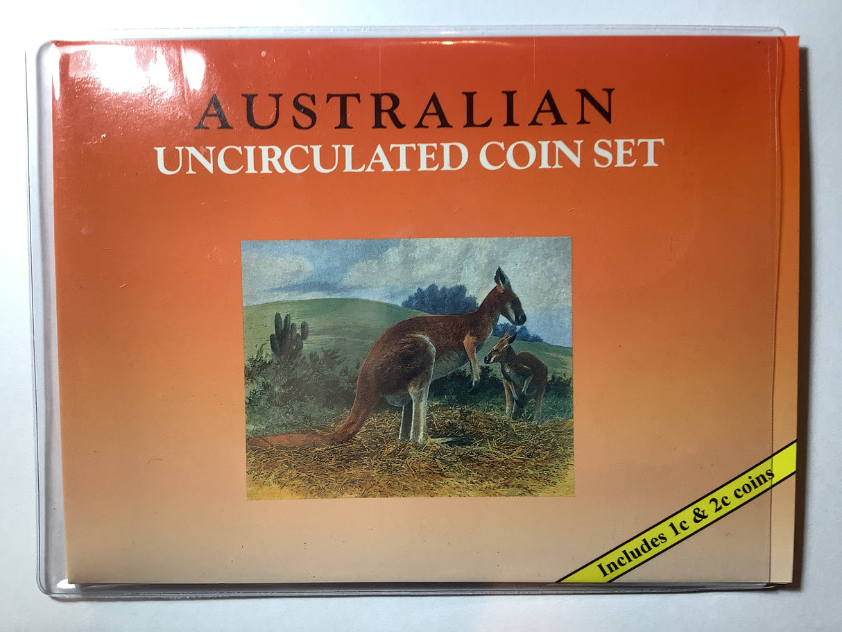 2001 Australian Uncirculated Set. Sherwood. 1 and 2c coins.