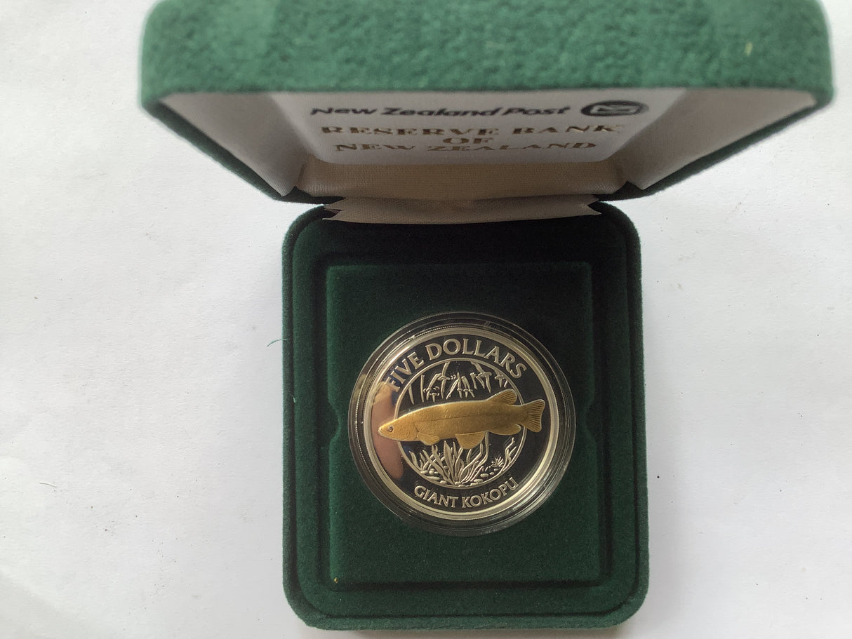 2003 $5 New Zealand Proof Coin with Selectively Gold Plating Gaint Kokopu