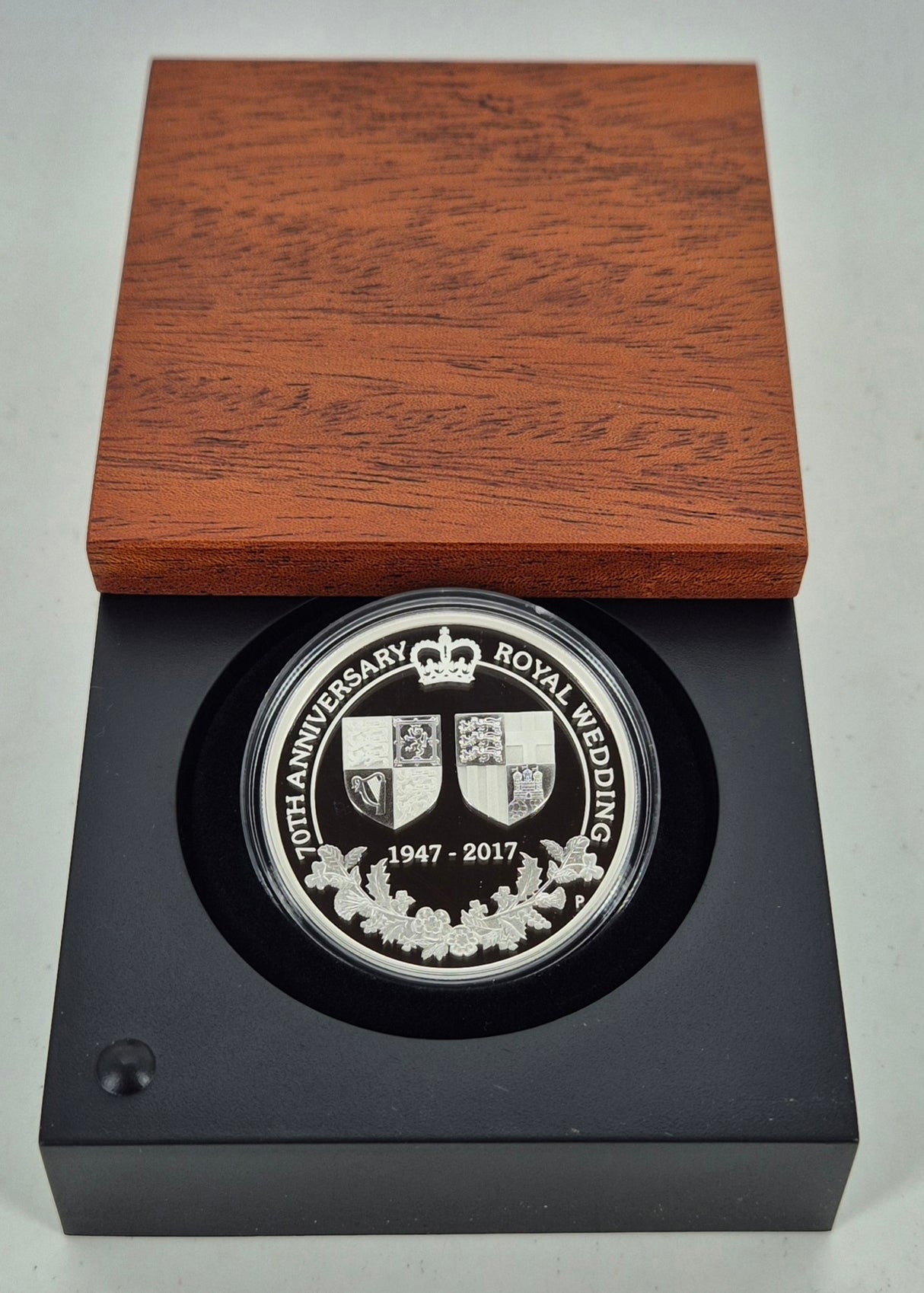 2017 “70th Anniversary of the Royal Wedding” – 1oz Silver Proof Coin