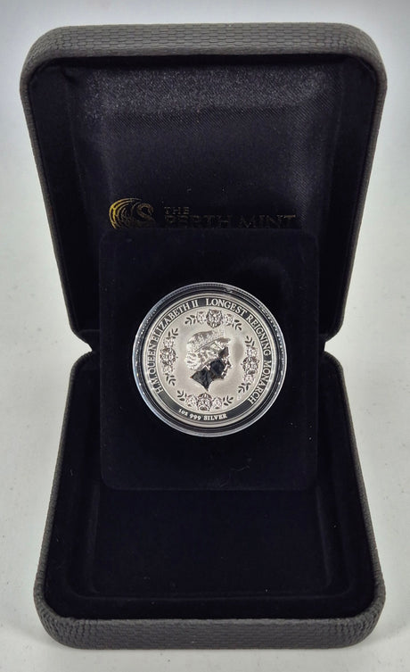 2015 Longest Reigning Monarch – 1oz Silver Intaglio Coin
