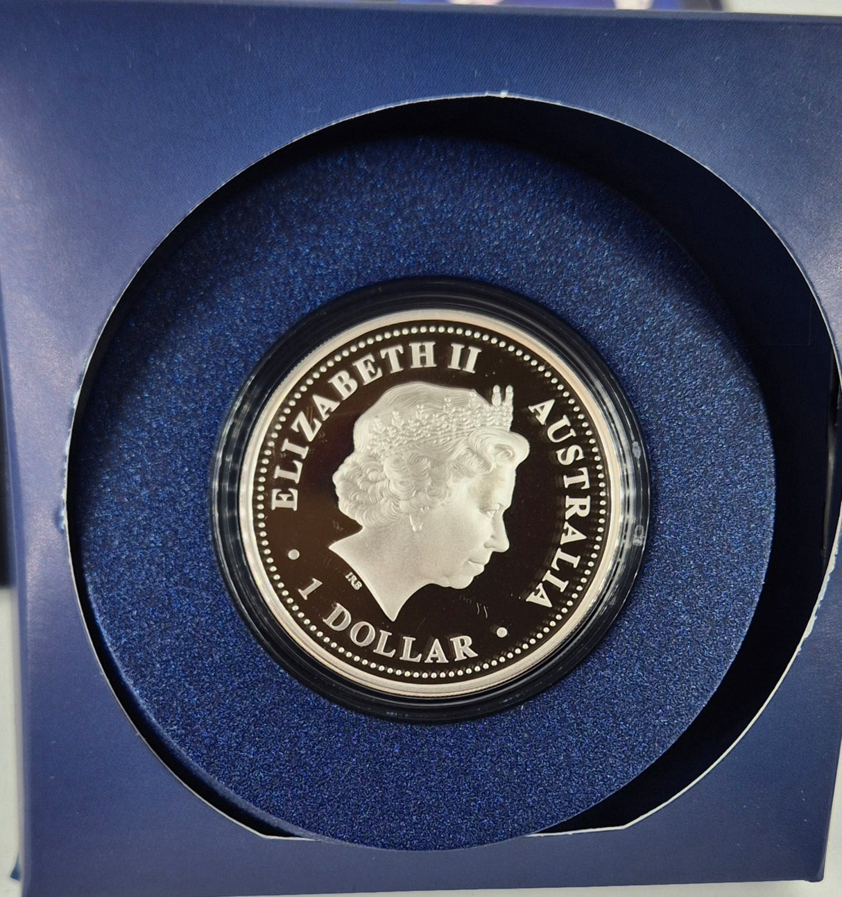 2006 Dame Edna Everage 1oz Silver Proof Coin