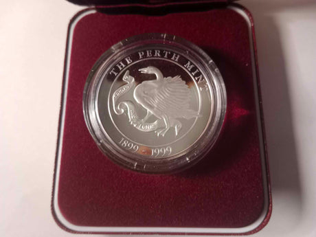 1999 The Perth Mint Centenary Medallion 1oz Silver Coin.