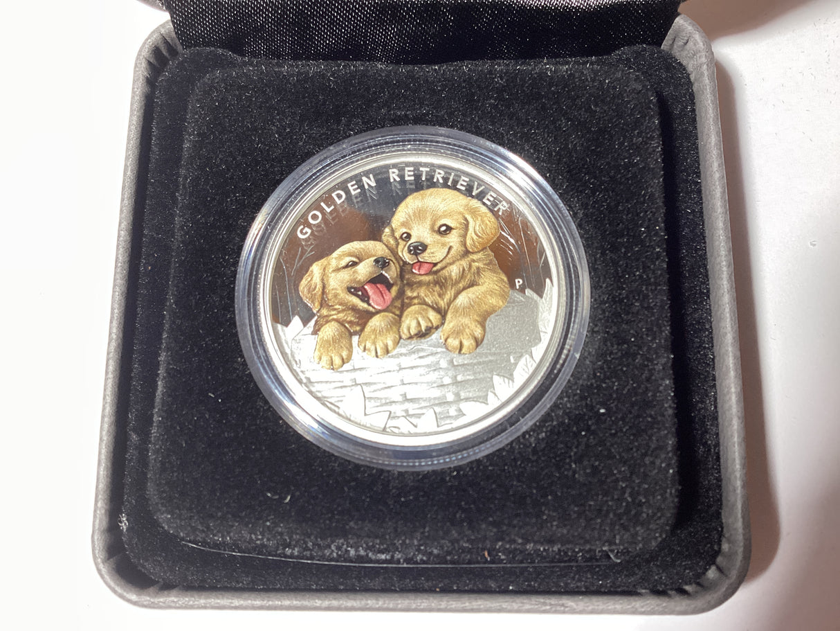 2018 50c 1/2oz Coloured Silver Proof Coin. Puppies Series. Golden Retriever.