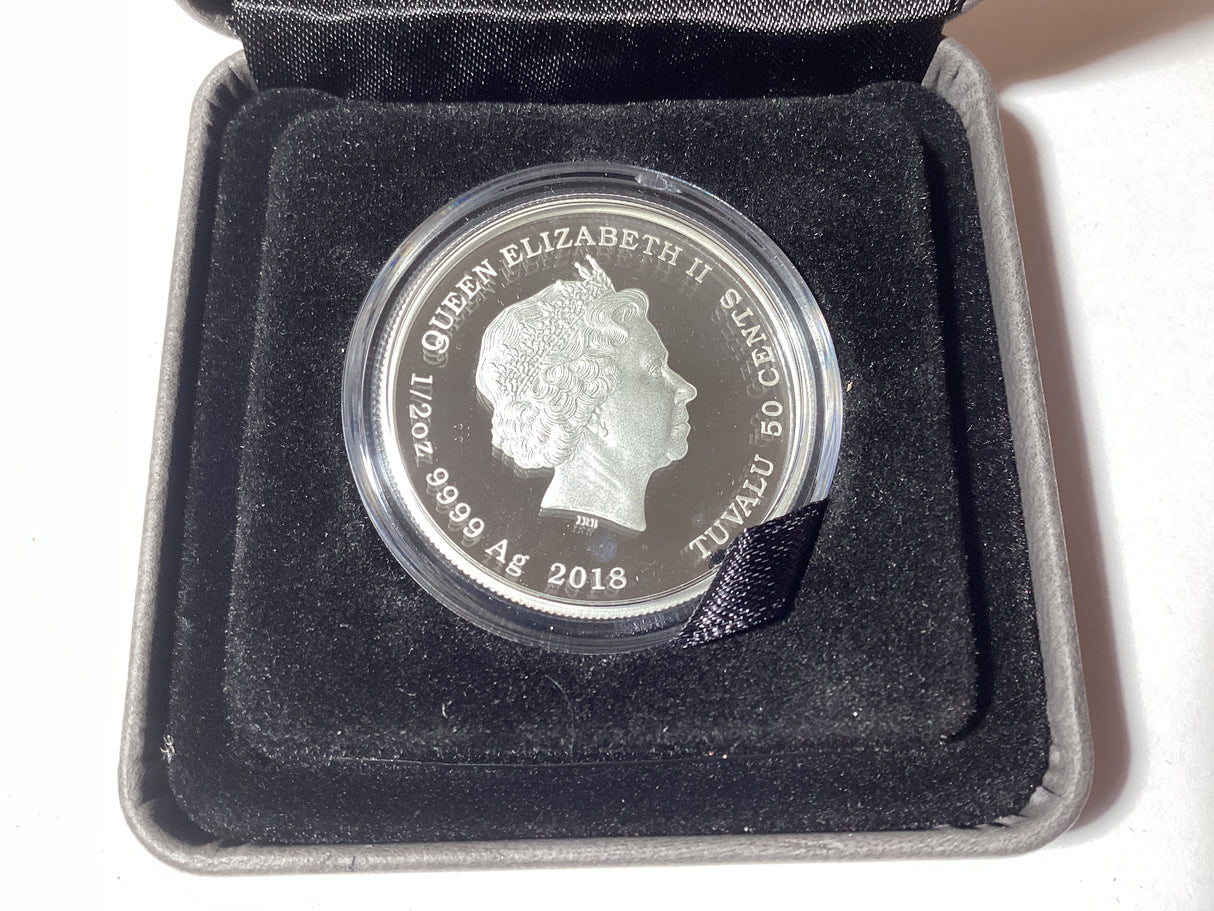 2018 50c 1/2oz Coloured Silver Proof Coin. Puppies Series. Golden Retriever.