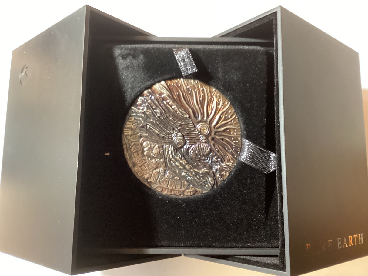 2018 $8 5oz Silver High Relief Rimless Patina Coin With Golden Diamond. Rare Earth.