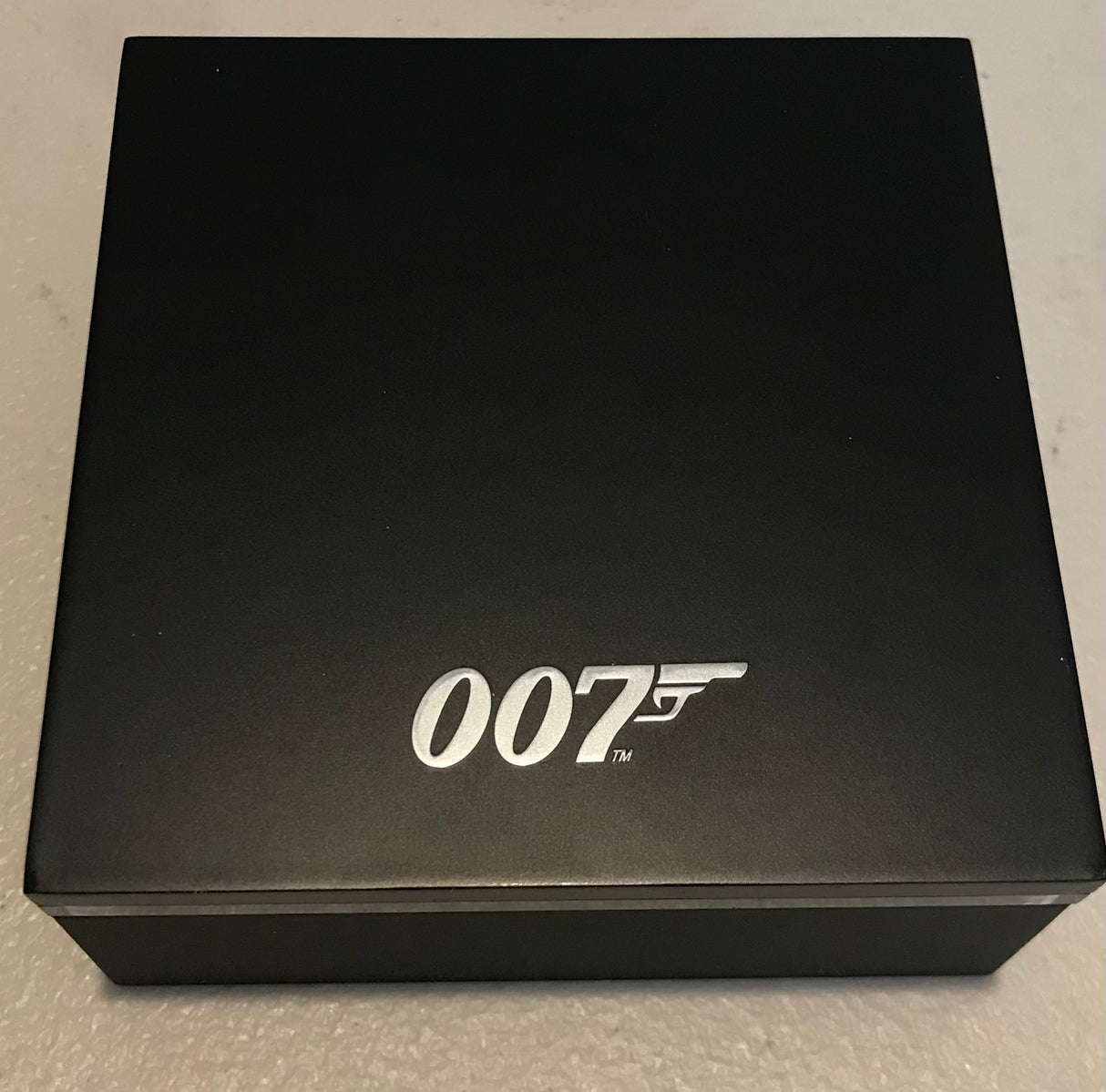 2022 James Bond 1oz Silver Coloured Proof Coin. Dr. No