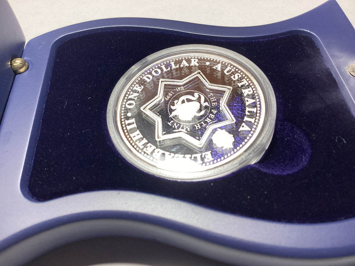 2001 $1 Centenary of Federation State Tribute Series. Victoria.