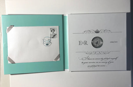 2015 The Longest Reigning British Monarch Queen Elizabeth II. Commemorative Folder. 120 issued