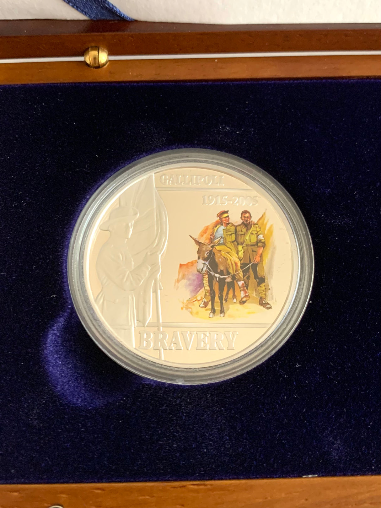 2005 Gallipoli 90th Anniversary 2 x 1 Ounce Coloured Silver Proof Coin Set